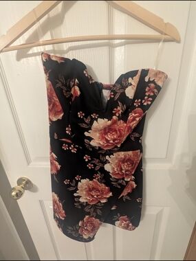 Charlotte Russe Black Strapless Sweetheart Mini Dress with Rose Print